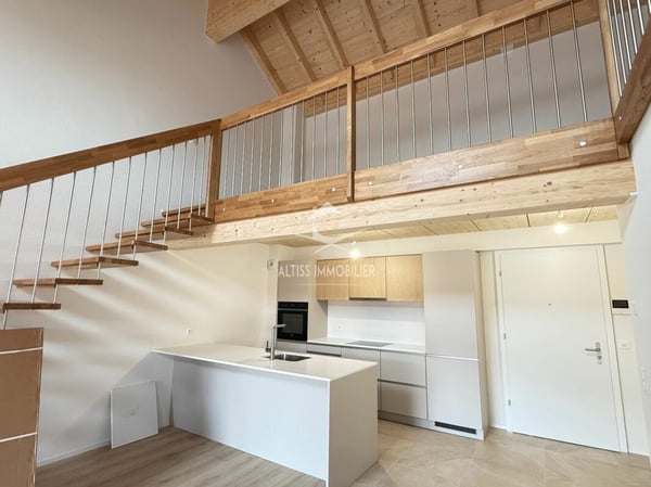 Attique 3,5 pièces neuf, belle mezzanine. 6