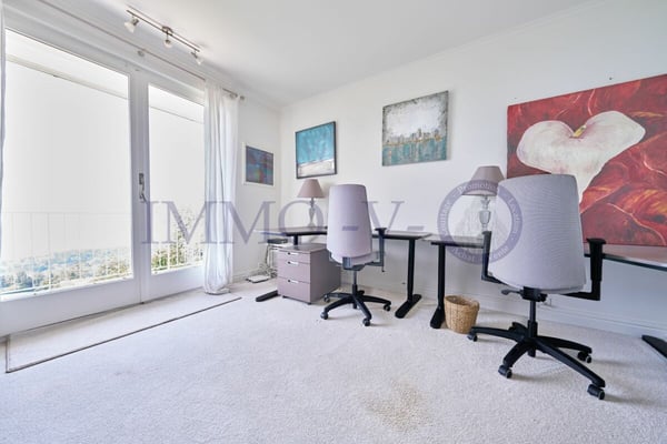 DE PRESTIGE AVEC PISCINE ET VUE PANORAMIQUE - MEUBLEE 17