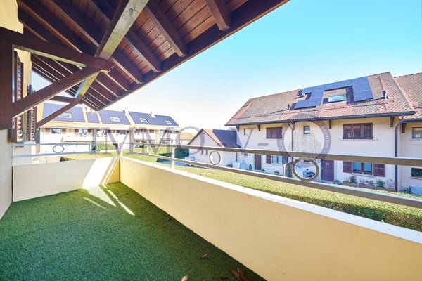 IDEALEMENT SITUEE AU CALME AVEC JARDIN 8