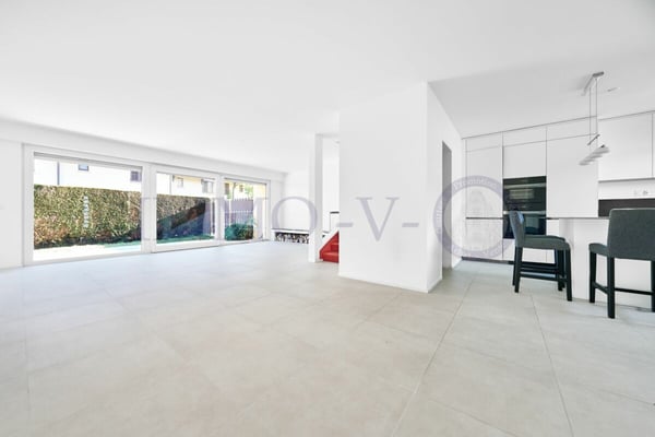 IDEALEMENT SITUEE AU CALME AVEC JARDIN 2