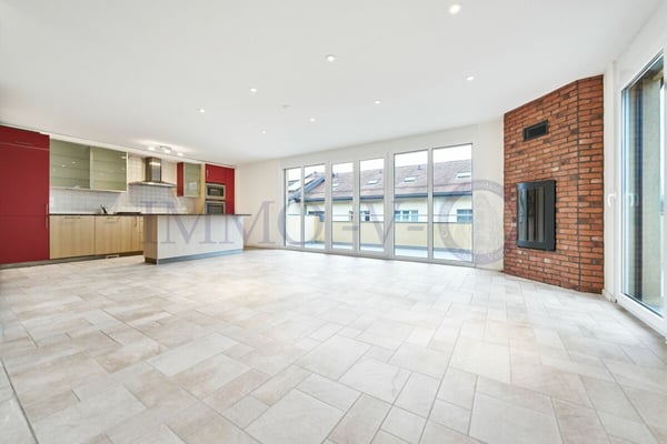 SPACIEUX ET LUMINEU EN DUPLEX AVEC BALCON-TERRASSE 3