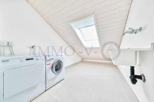 SPACIEUX ET LUMINEU EN DUPLEX AVEC BALCON-TERRASSE 12