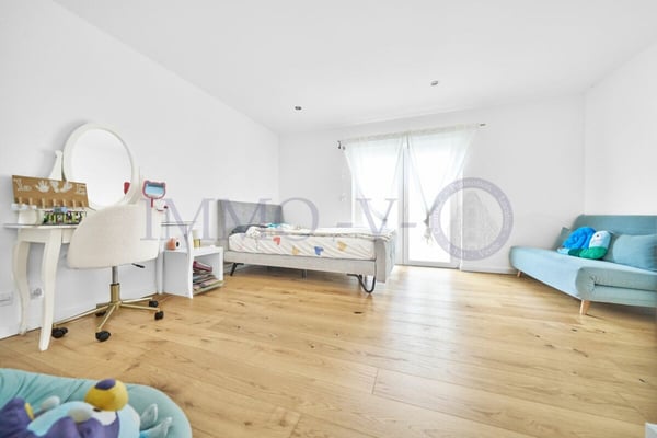 SPACIEUSE DE STANDING IDEALE POUR FAMILLE 9