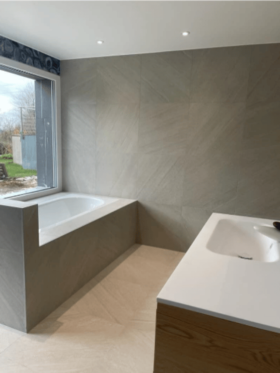 Loft Lumineux de 177m² : Vivez dans un Cadre Historique avec Vue Dégagée 5