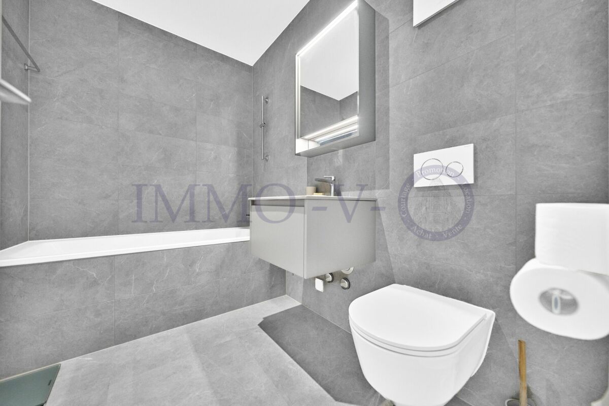 CONTEMPORAIN DE STANDING AVEC GRAND BALCON