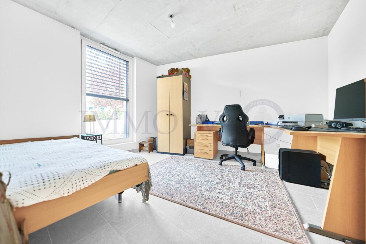 NEUF ET CONTEMPORAIN DE HAUT STANDING AVEC BALCON-TERRASSE