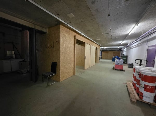 À LOUER - Grand Dépôt / Atelier de 360 m² - Idéal Activité Artisanale ou Stockage 5