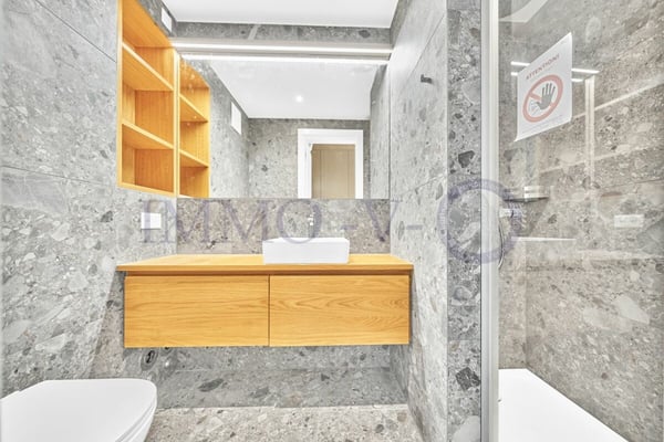 NEUF DE HAUT STANDING AVEC BALCON-TERRASSE ET VUE PANORAMIQUE - LOT 1 9