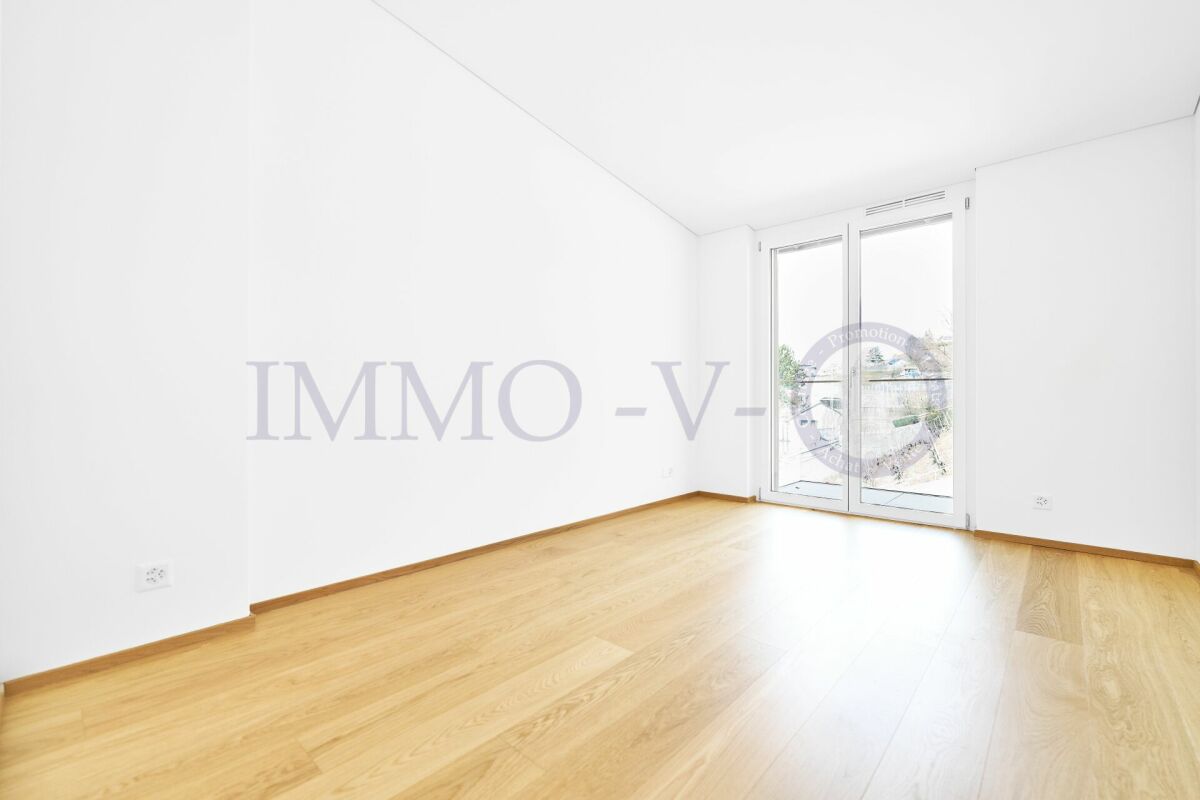 NEUF DE HAUT STANDING AVEC BALCON-TERRASSE ET VUE PANORAMIQUE - LOT 1