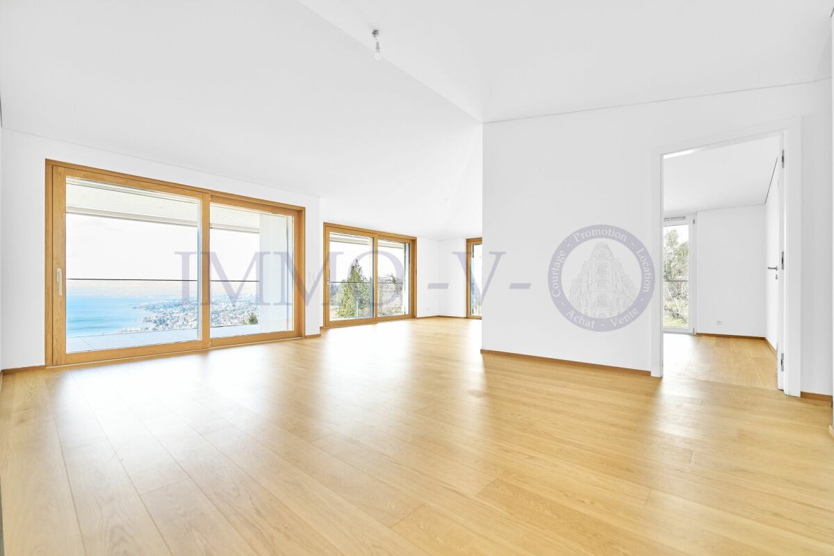 NEUF DE HAUT STANDING AVEC BALCON-TERRASSE ET VUE PANORAMIQUE - LOT 1