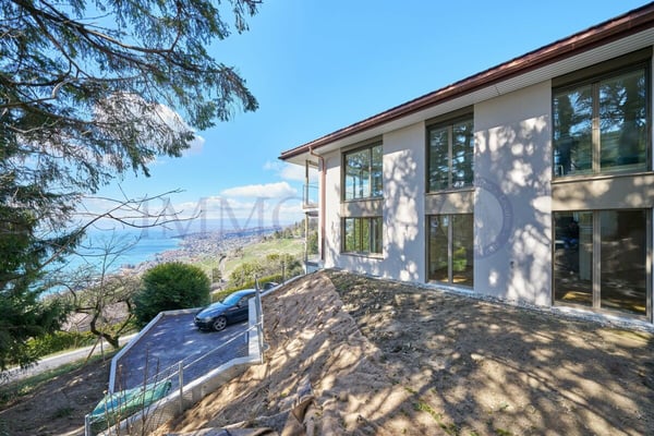 NEUF DE HAUT STANDING AVEC BALCON-TERRASSE ET VUE PANORAMIQUE - LOT 4 13