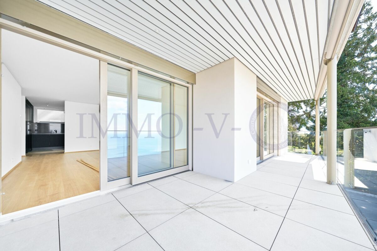 NEUF DE HAUT STANDING AVEC BALCON-TERRASSE ET VUE PANORAMIQUE - LOT 4