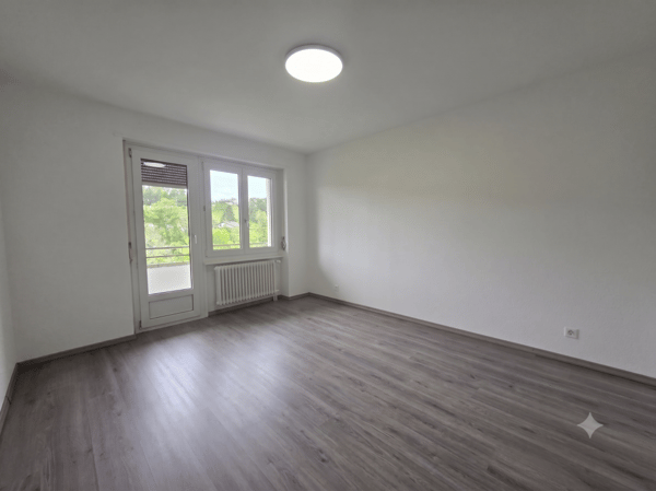 Superbe 3.5 pièces moderne et lumineux avec balcon - Le Locle 3