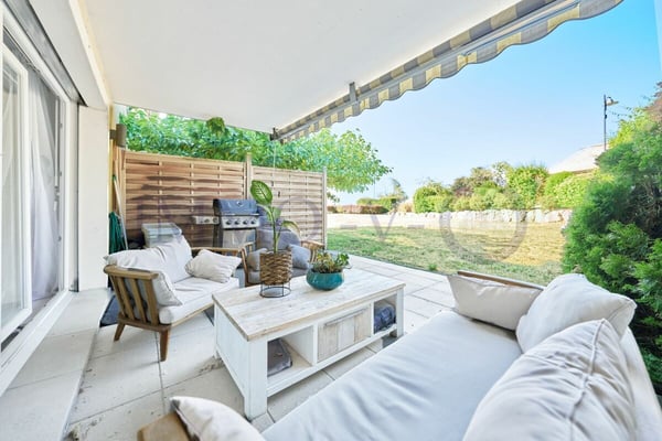 SPACIEUX DUPLEX AVEC TERRASSE ET BALCON 2