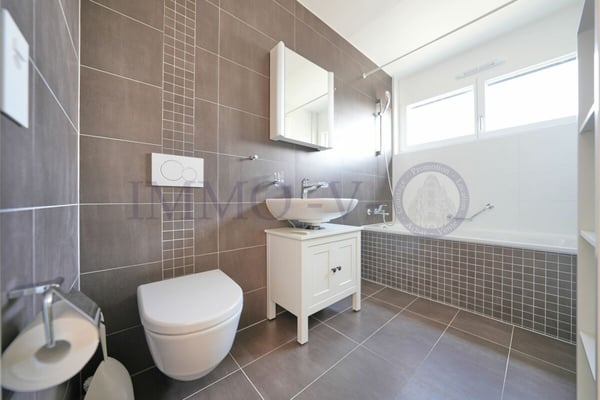 CONTEMPORAIN DE STANDING AVEC BALCON-TERRASSE PROCHE DU LAC 6