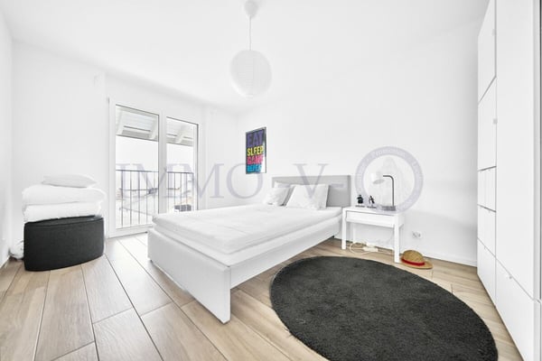 CONTEMPORAINE ET SPACIEUSE AVEC JARDIN AVEC SITUATION IDEALE 8