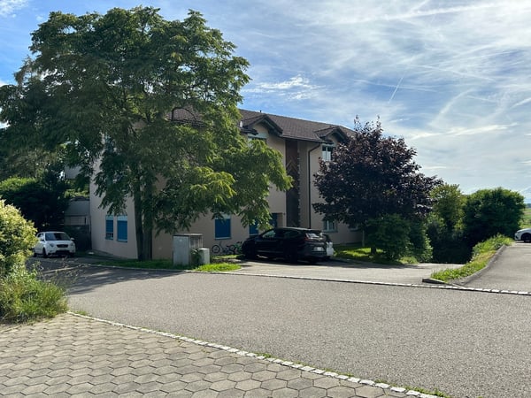 CORMÉROD - 2 Spacieux appartements 5.5 et 5,5 pces balcons ou jardins 1