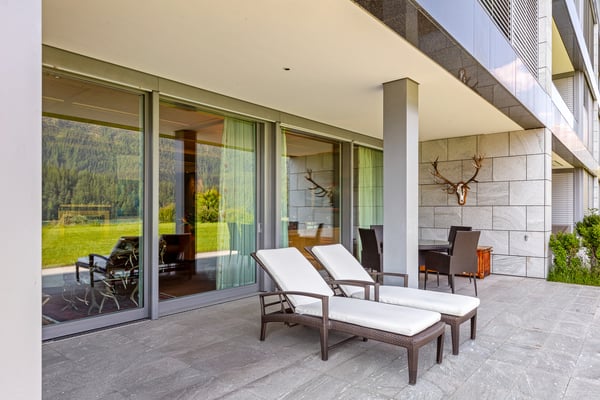 Luxuriöse Erdgeschosswohnung (118m²) - geniales See- und Bergpanorama 3