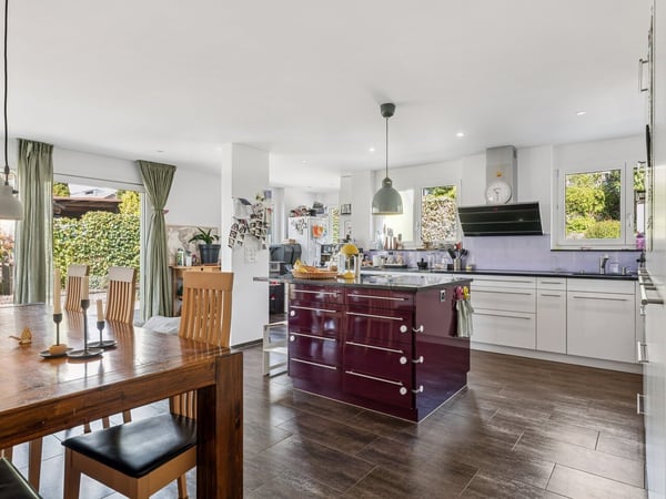 Einfamilienhaus mit Einliegerwohnung 2