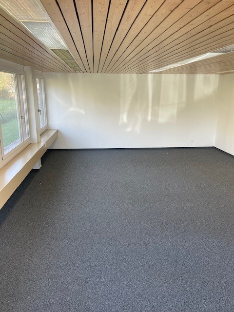 Ausgebaute und preiswerte Bürofläche - bereit für Ihr Vorhaben! 3