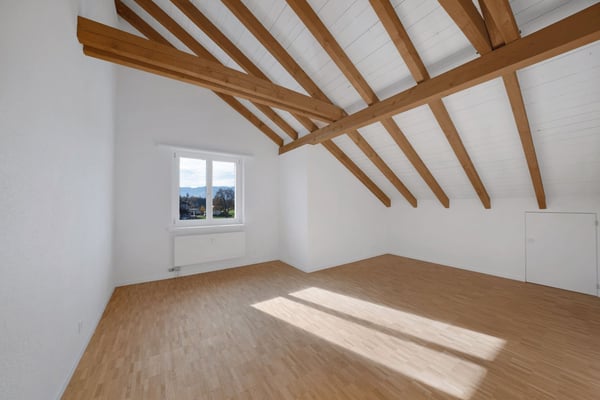 Wohnen, wo andere ihre Freizeit geniessen – 4.0-Zimmer-Dachwohnung in Rapperswil-Jona 9